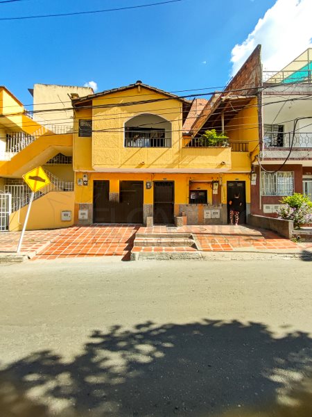 Casa en arriendo en BELEN LOS ALPES, 85 m², 3 alcobas, 2 baños