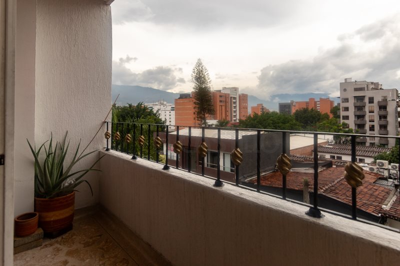 Apartamento en arriendo en LA CASTELLANA, 92 m², 3 alcobas, 3 baños