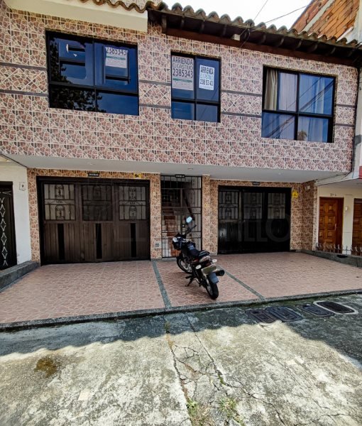 Apartamento en arriendo en BELEN ROSALES, 110 m², 4 alcobas, 2 baños