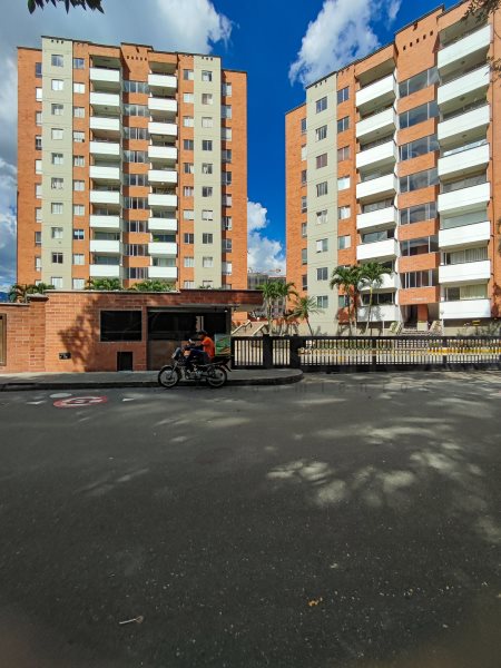Apartamento en arriendo en BELEN LA PALMA, 70 m², 2 alcobas, 2 baños