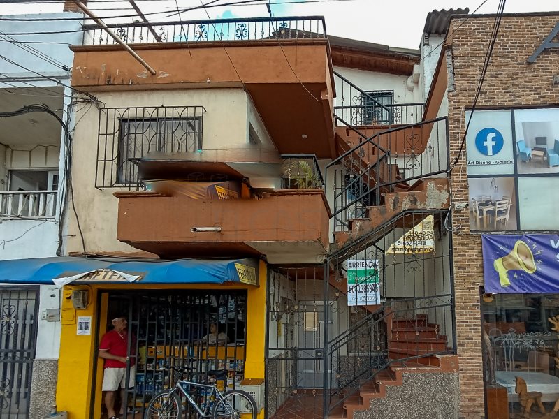 Casa-local en arriendo en BELEN LA GLORIA, 90 m², 3 alcobas, 1 baño