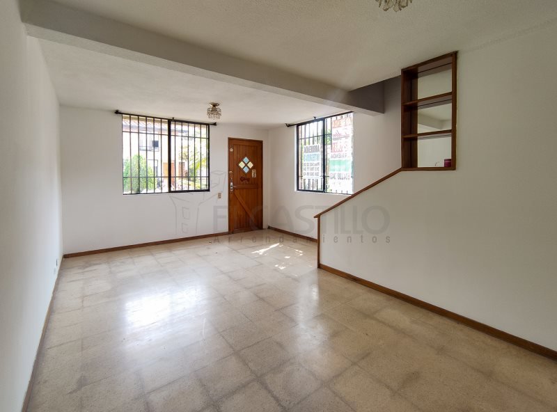 Casa en arriendo en BELEN PARQUE, 120 m², 4 alcobas, 4 baños