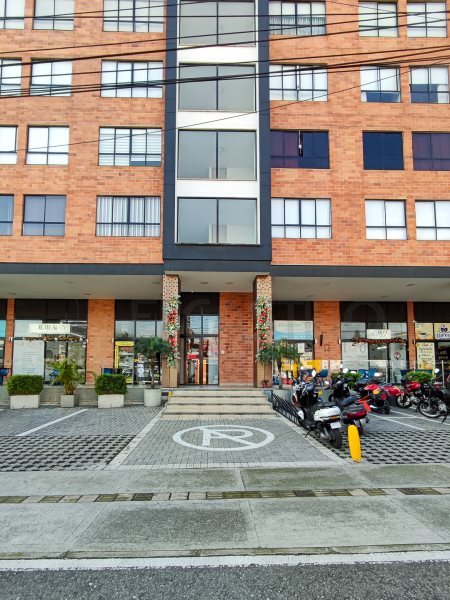 Apartamento en arriendo en BELEN ROSALES, 78 m², 3 alcobas, 2 baños