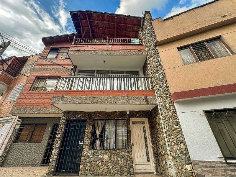 Apartamento en arriendo en BELEN SAN BERNARDO, 122 m², 3 alcobas, 3 baños