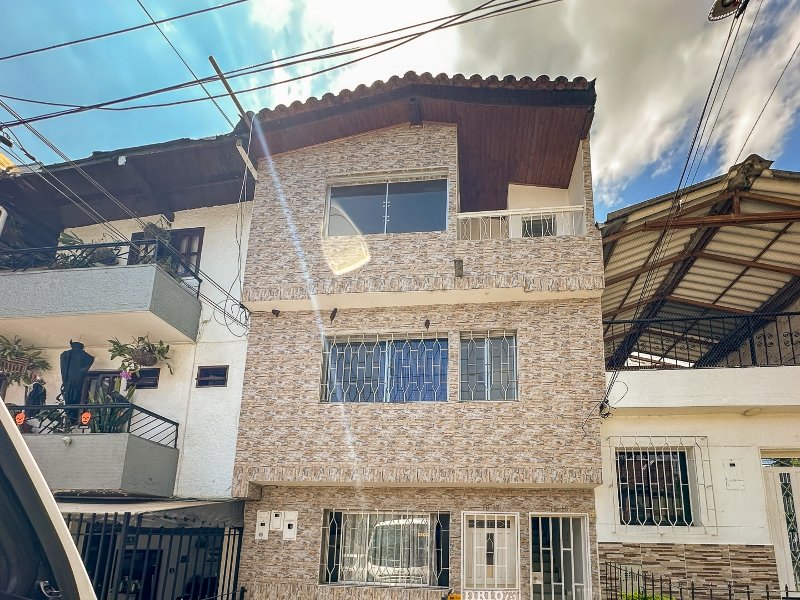 Apartamento en arriendo en BELEN MIRAVALLE, 48 m², 2 alcobas, 1 baño