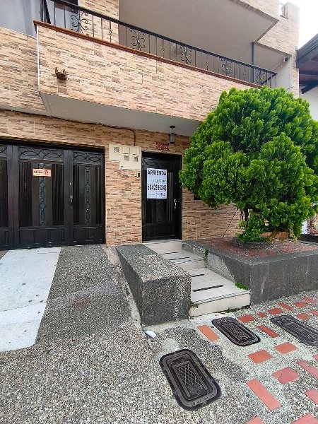 Casa-local en arriendo en SANTA FE, 140 m², 4 alcobas, 3 baños
