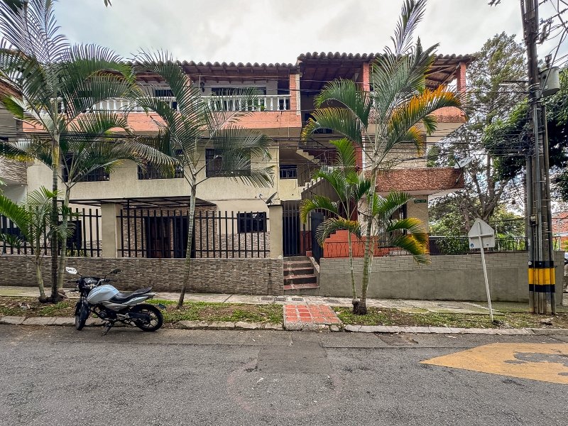 Apartamento en arriendo en BELEN LAS MERCEDES, 63 m², 2 alcobas, 2 baños