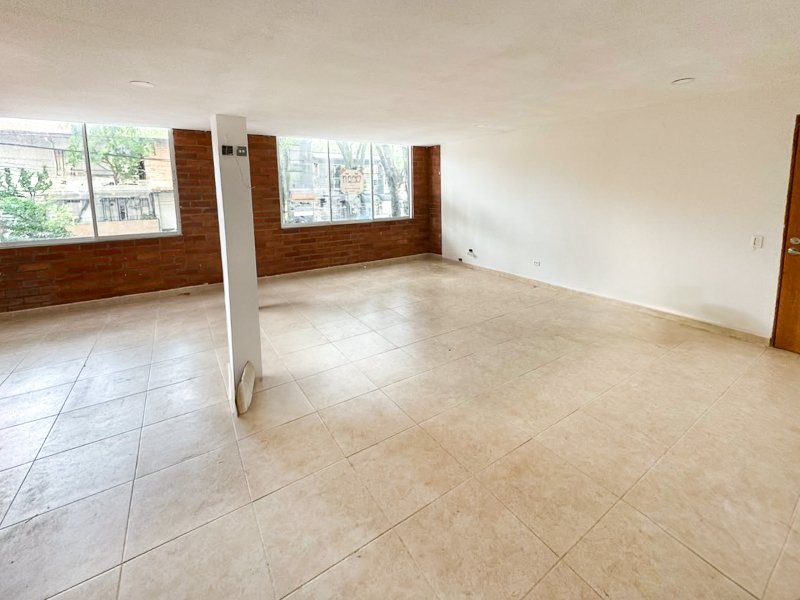Local en arriendo en CALASANZ, 70 m², 1 baño