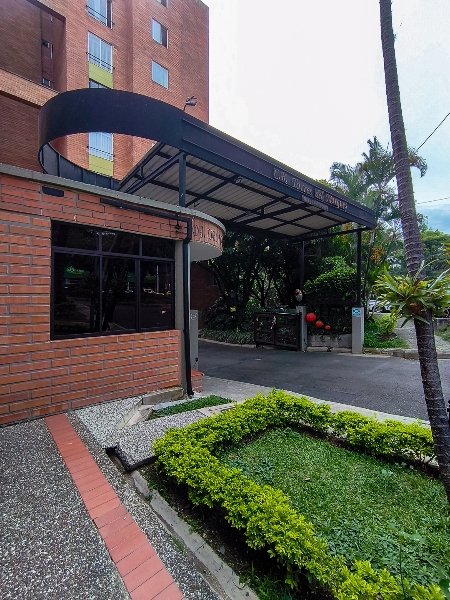 Apartamento en arriendo en BELEN LA MOTA, 87 m², 3 alcobas, 3 baños