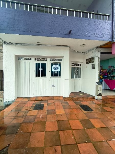 Casa-local en arriendo en BELEN SAN BERNARDO, 92 m², 3 alcobas, 2 baños