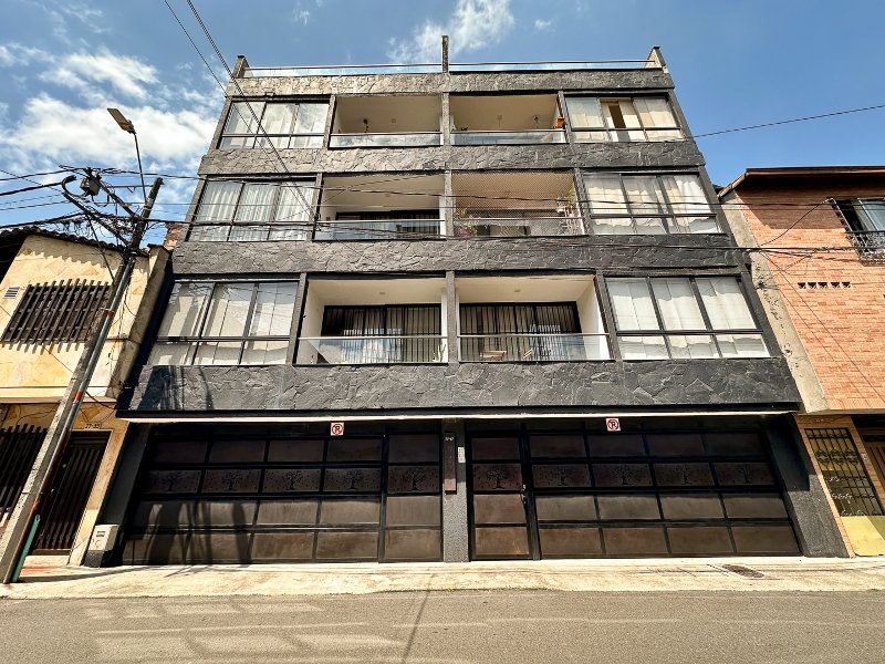 Apartaestudio en arriendo en BELEN GRANADA, 57 m², 1 alcoba, 2 baños