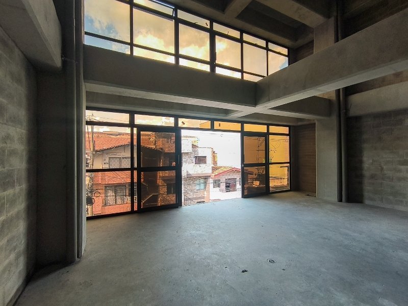 Bodega en arriendo en BARRIO ANTIOQUIA, 196 m², 2 baños