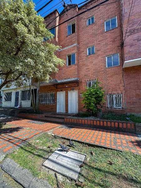 Apartamento en arriendo en BELEN MIRAVALLE, 70 m², 2 alcobas, 2 baños