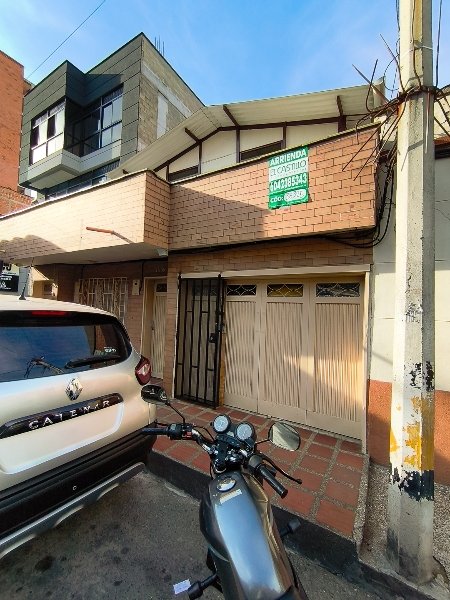 Apartamento en arriendo en BELEN SAN BERNARDO, 100 m², 2 alcobas, 1 baño