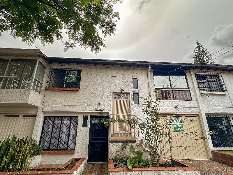 Apartamento en arriendo en BELEN ALIADAS, 70 m², 3 alcobas, 1 baño