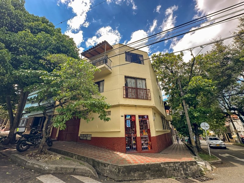Apartamento en arriendo en BOSTON, 82 m², 2 alcobas, 2 baños