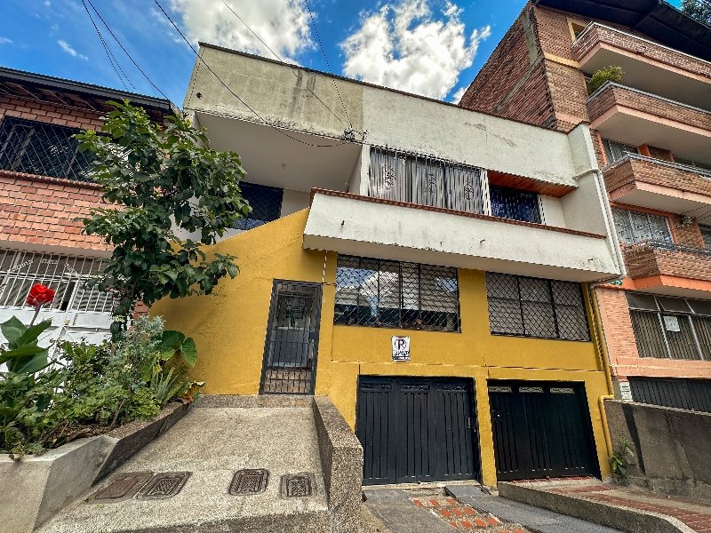 Apartamento en arriendo en BELEN ROSALES, 97 m², 2 alcobas, 2 baños