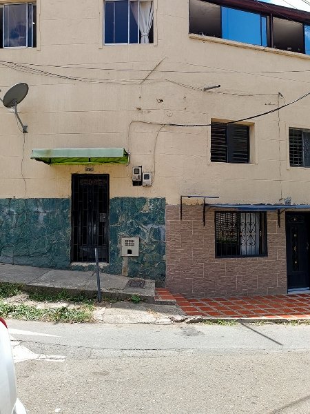 Apartamento en arriendo en ARANJUEZ, 56 m², 3 alcobas, 1 baño