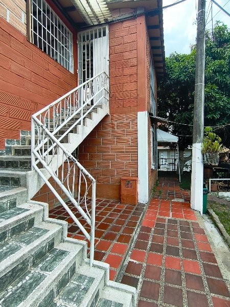 Casa en arriendo en BELEN RINCON, 64 m², 3 alcobas, 2 baños