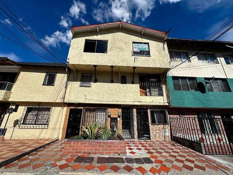 Apartamento en arriendo en BELEN LAS PLAYAS, 70 m², 2 alcobas, 2 baños