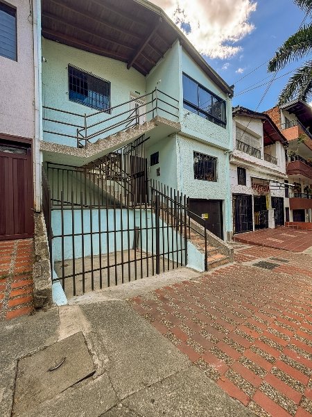 Apartamento en arriendo en BELEN LOS ALPES, 55 m², 2 alcobas, 2 baños