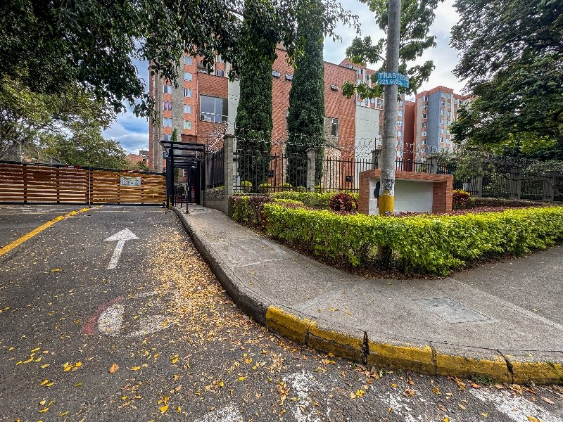 Apartamento en arriendo en BELEN SAN BERNARDO, 67 m², 2 alcobas, 2 baños