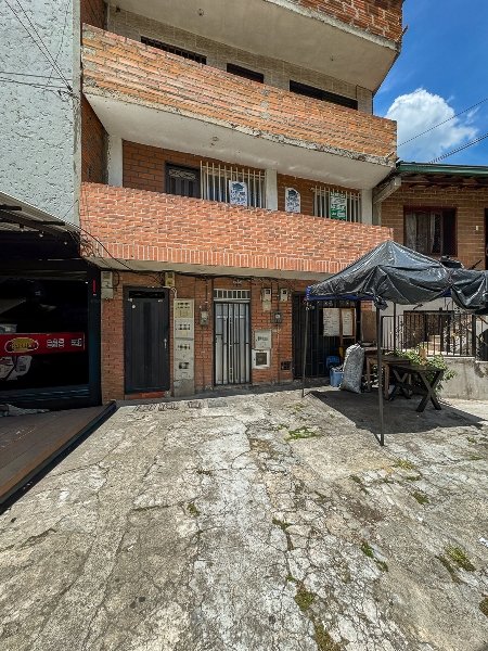 Apartamento en arriendo en BELEN RINCON, 80 m², 3 alcobas, 1 baño