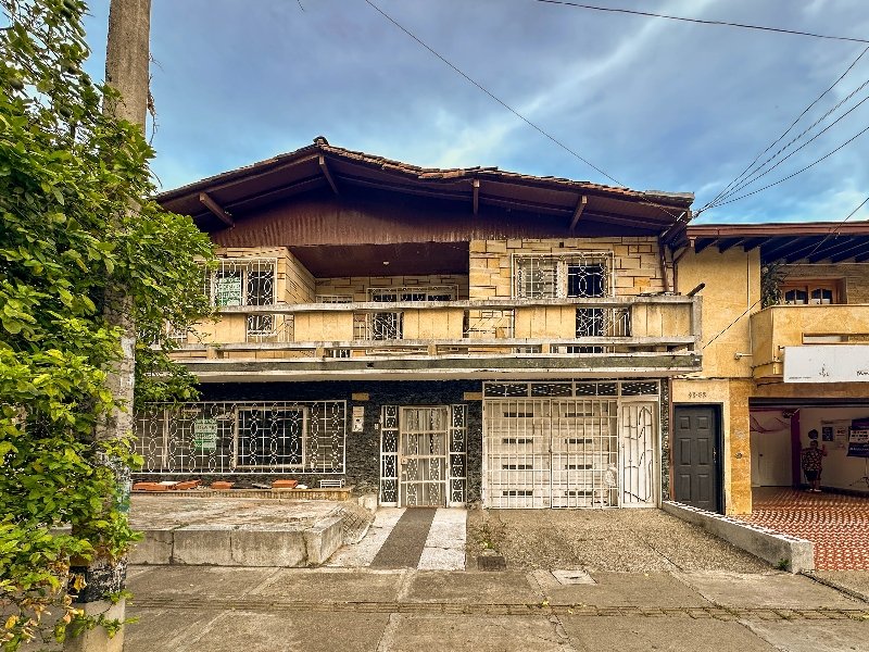 Bodega en arriendo en CALASANZ, 100 m², 1 baño