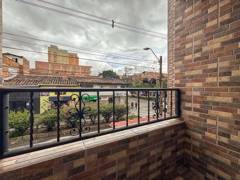 Apartamento en arriendo en BELEN GRANADA, 55 m², 2 alcobas, 2 baños