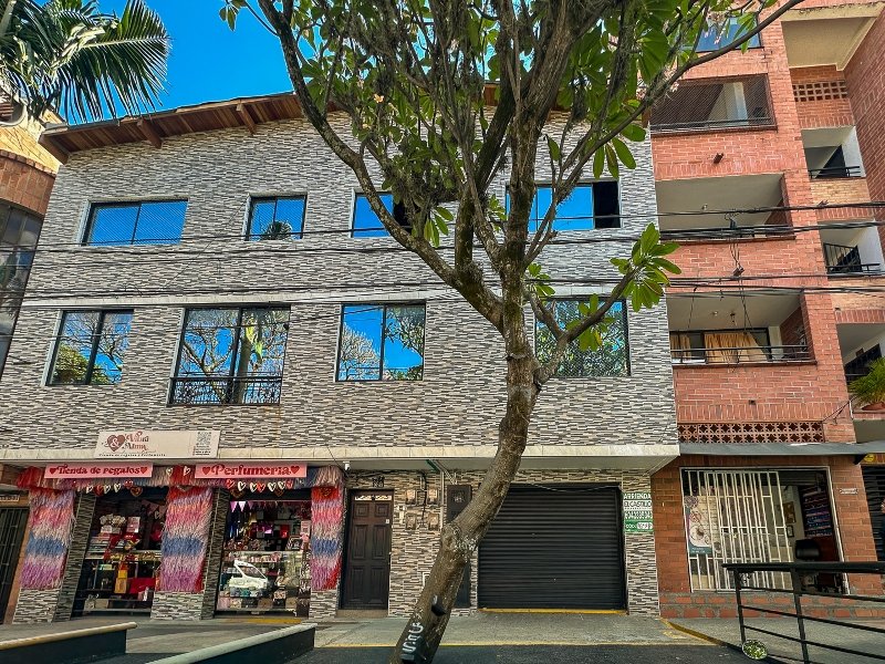 Local en arriendo en LA AMERICA, 22 m², 1 baño