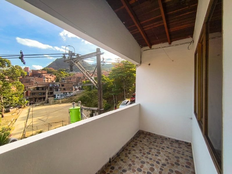Apartamento en arriendo en PARIS, 60 m², 2 alcobas, 1 baño