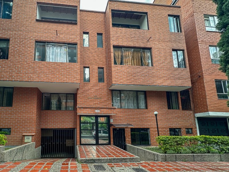 Apartaestudio en arriendo en LA CASTELLANA, 20 m², 1 alcoba, 1 baño