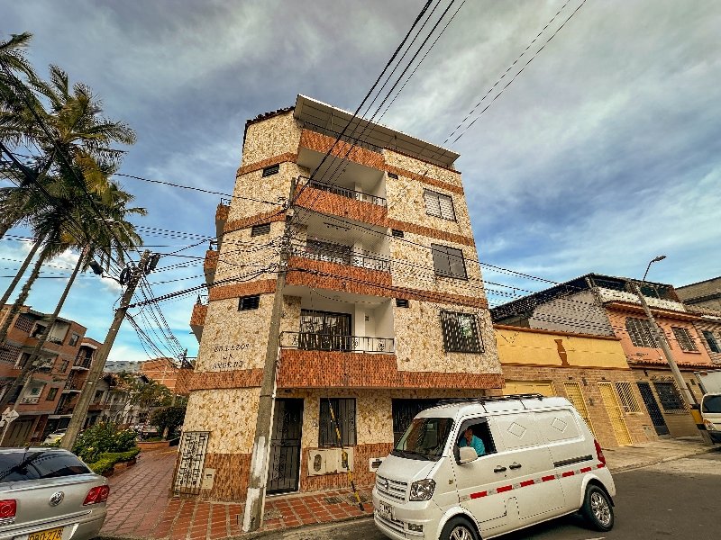 Apartamento en arriendo en BELEN GRANADA, 54 m², 2 alcobas, 2 baños