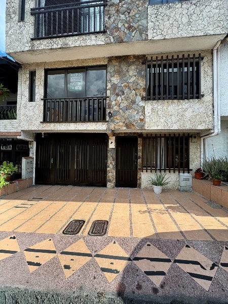 Casa en arriendo en BELEN LA NUBIA, 100 m², 3 alcobas, 2 baños