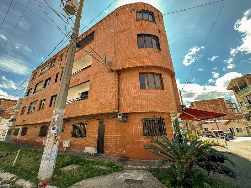 Apartamento en arriendo en BELEN SAN BERNARDO, 87 m², 3 alcobas, 2 baños