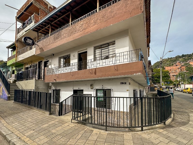 Casa en arriendo en CAICEDO, 95 m², 3 alcobas, 1 baño