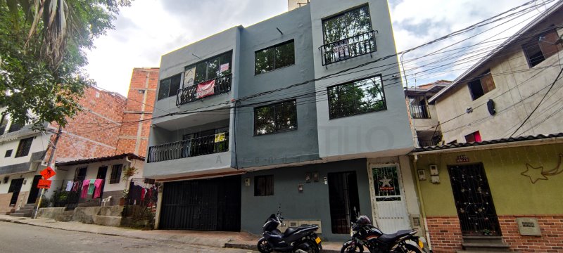 Apartamento en arriendo en BARRIO CRISTOBAL, 120 m², 3 alcobas, 2 baños