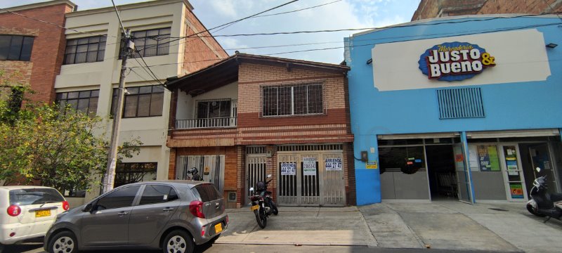 Local en arriendo en BELEN GRANADA, 100 m², 2 baños