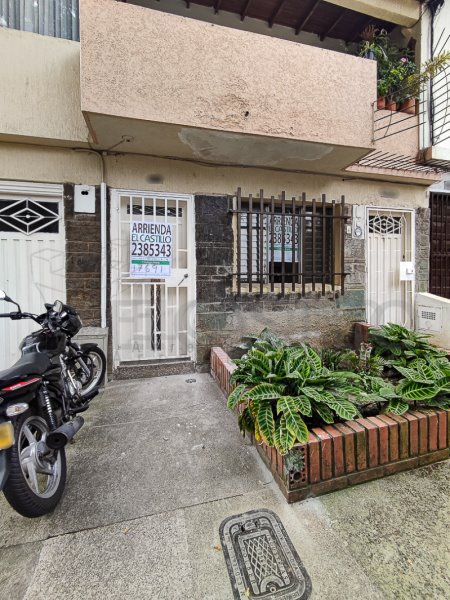 Casa en arriendo en BELEN MIRAVALLE, 140 m², 3 alcobas, 2 baños