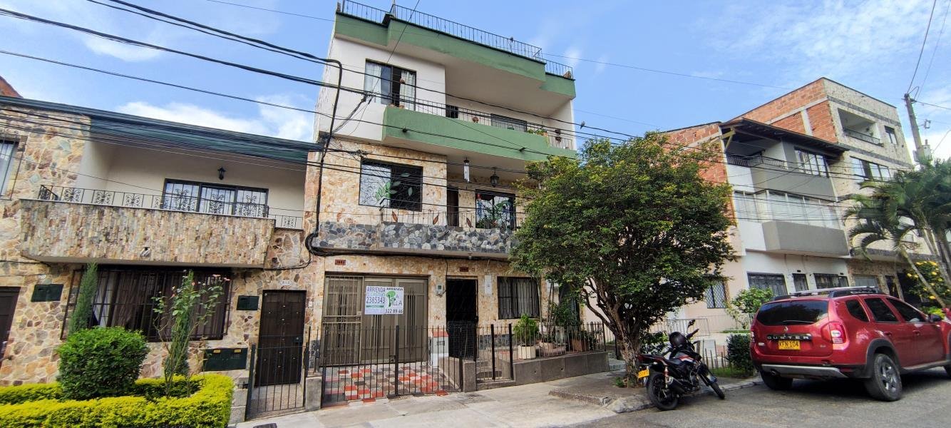 Casa-local en arriendo en BELEN MIRAVALLE, 130 m², 4 alcobas, 2 baños